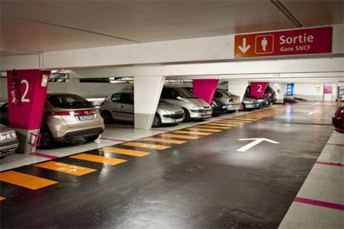 Apartamento Luxury Paris La Vie En Rose Jacuzzi Terrasse Parking Exterior foto